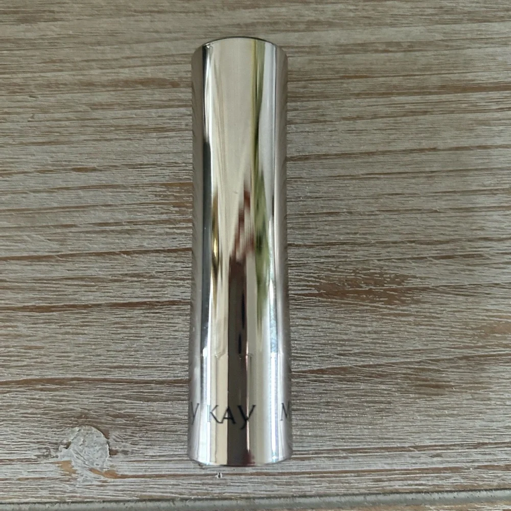 NEW Mary Kay Lipstick Wild About Pink True Dimensions Discontinued